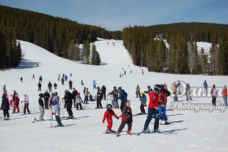 Skiers at Nakiska Mountain Resort, Kananaskis Country, Alberta ,Canada